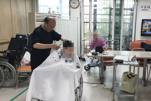 2018.12.19 원봉공회 이미용봉사