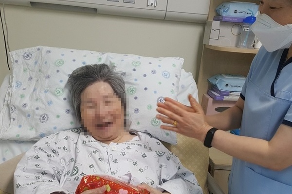 2021년 2월 3주 입원어르신 주간 생신선물 전달