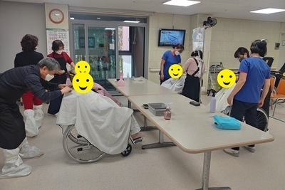 23.3.7. 이미용 봉사(로사헤어봉사단)