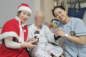 성탄절 맞이 선물 전달