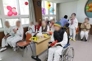 26년 5월 8일 어버이날 기념 노래